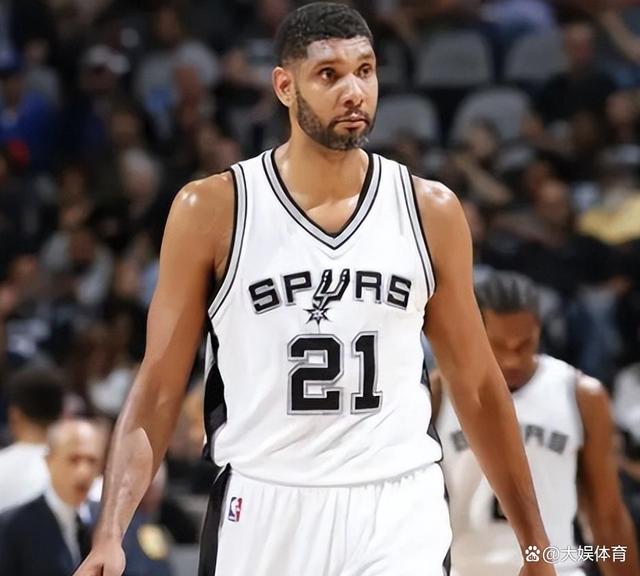 意媒：DV9受伤对尤文不一定是坏事，这将影响他明夏自由离队（意媒：DV9伤停未必对尤文不利，或改变其明夏自由身离队走向）