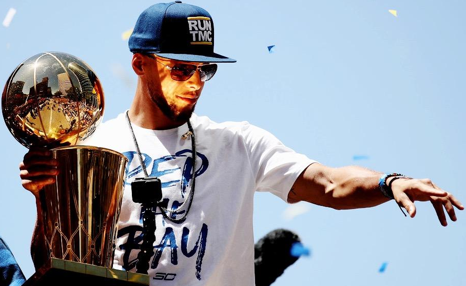 意媒：国米关注球队外租中场阿金桑米罗，比萨有600万买断权（意大利媒体：国际米兰跟踪外租中场阿金桑米罗，比萨握有600万欧元买断选项）